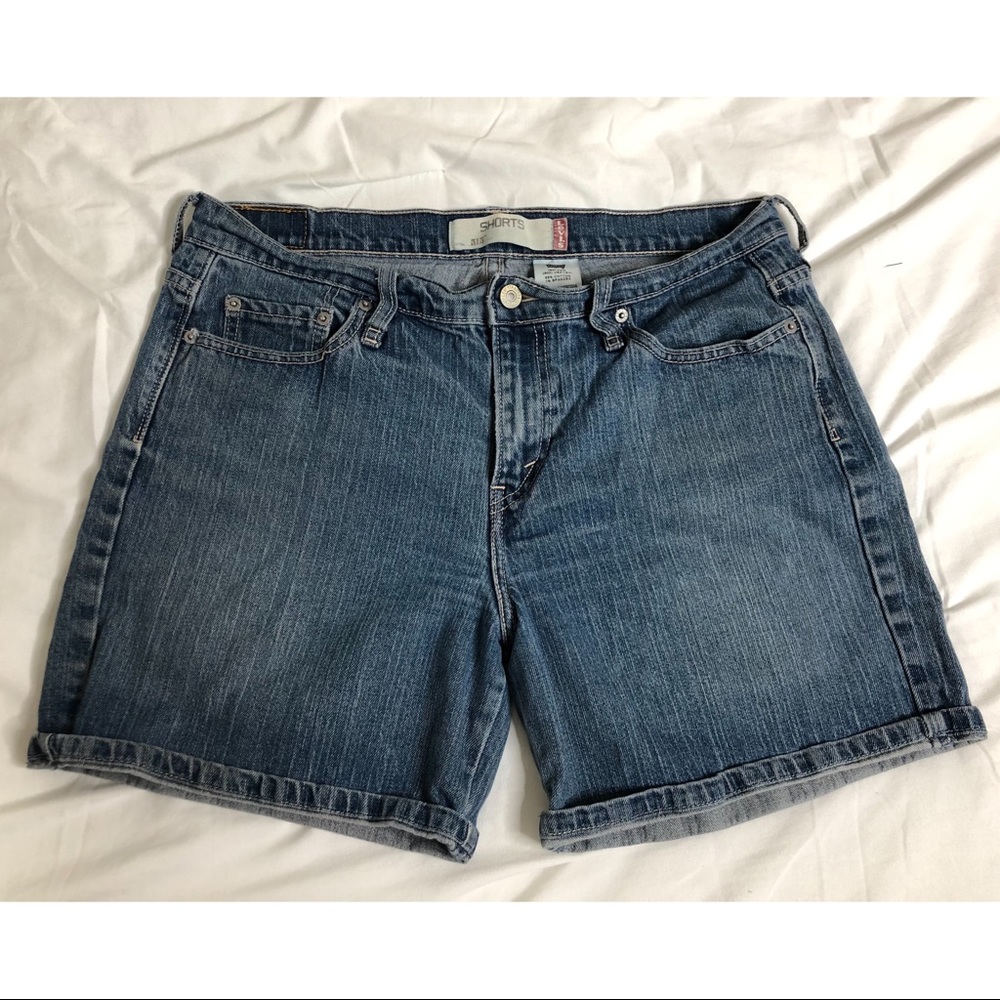 Levi’s 515 Medium Wash Jean Shorts